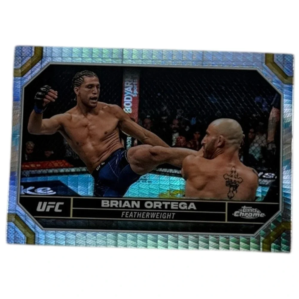 2024 Topps‎ Chrome UFC X-Fractor Refractor Brian Ortega #33